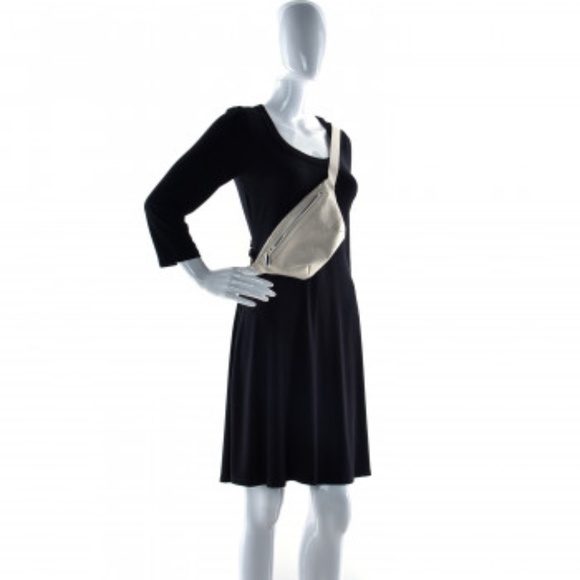 SOLD! GUCCI Calfskin GG Embossed Belt Bag, White, Excellent Condition. - Picture 10 of 11